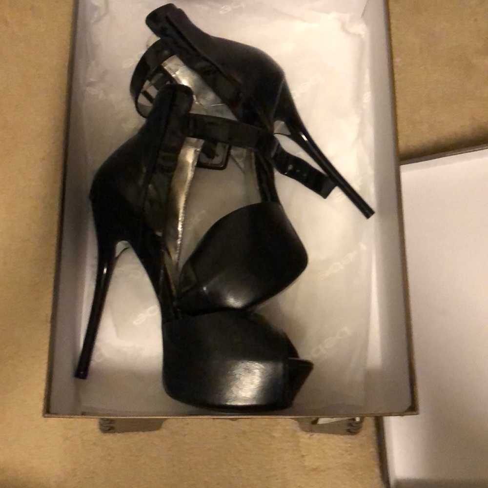 Bebe Lucie Heels